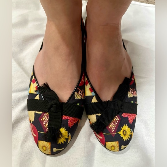 Vintage Salvatore Ferragamo Women's Floral Flats - Red and Yellow 7 - Picture 5 of 7